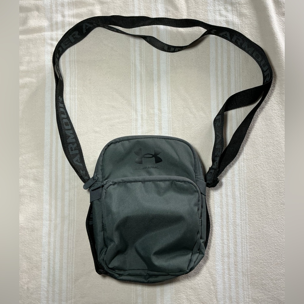 Under Armor Crossbody Bag - Picture 3 of 7